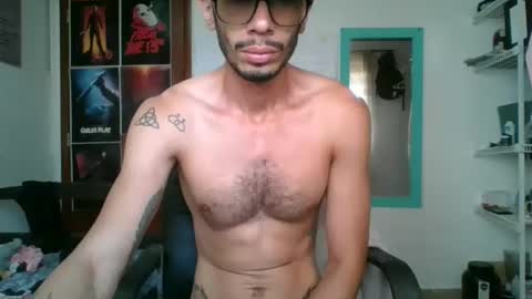 Julfigo online show from January 2025 05:06:01 PM