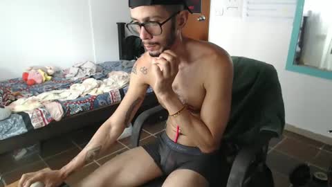 Julfigo online show from January 2025 04:28:02 PM