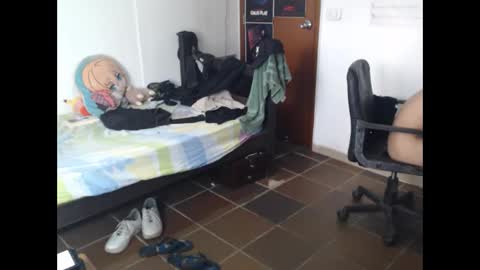 Julfigo online show from December 2025 07:09:01 PM