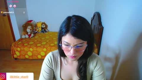 Juliana online show from March 2025 03:51:02 PM