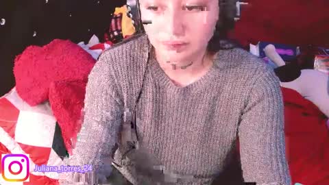 Snapshot of juli_69 chatting on December 2024 01:53:01 AM Juliana Torres online show from December 2024 01:53:01 AM