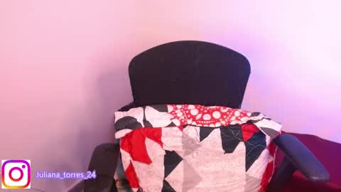 Snapshot of juli_69 chatting on January 2025 07:29:02 PM Juliana Torres online show from January 2025 07:29:02 PM