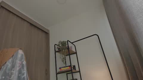 Juli Modelo Independiente online show from August 2026 03:36:01 PM