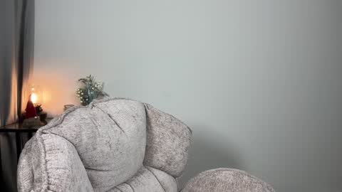 Snapshot of julia_rle chatting on December 2024 06:16:01 PM Julia R Le online show from December 2024 06:16:01 PM
