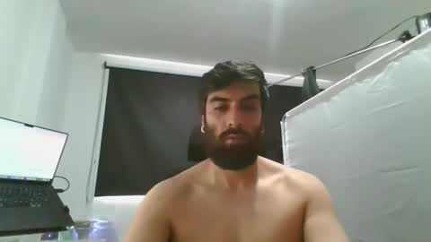 Snapshot of julian_patino chatting on March 2026 04:02:02 PM julian_patino online show from March 2026 04:02:02 PM