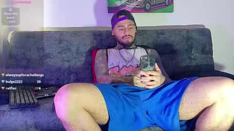 Snapshot of julian_tattoo chatting on February 2026 12:31:01 PM Julian independent model online show from February 2026 12:31:01 PM
