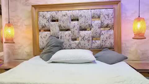 juliana_mendez25 online show from October 2025 07:35:02 PM