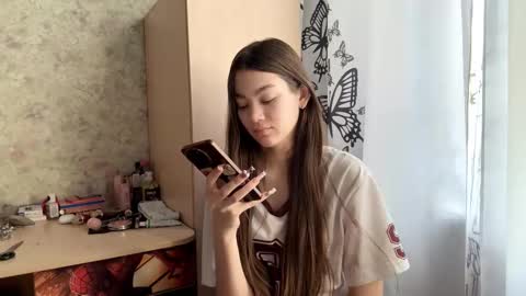 Snapshot of julianeaukamp chatting on February 2026 12:40:01 AM Viola online show from February 2026 12:40:01 AM