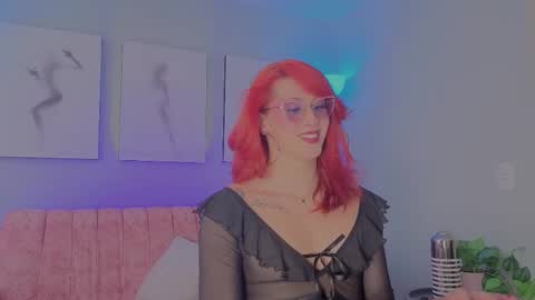 Juliana online show from November 2025 04:29:01 PM