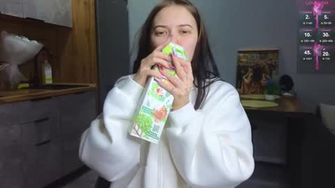 Snapshot of julidropp chatting on January 2025 09:08:02 PM julidropp online show from January 2025 09:08:02 PM