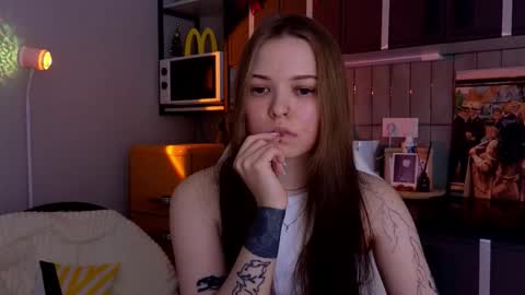 julidropp online show from December 2025 06:14:02 PM