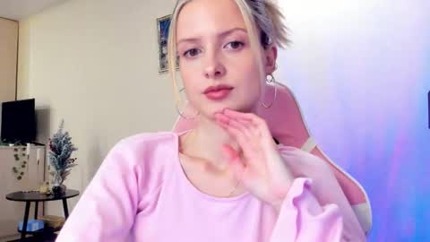 Julie online show from November 2025 02:16:02 PM