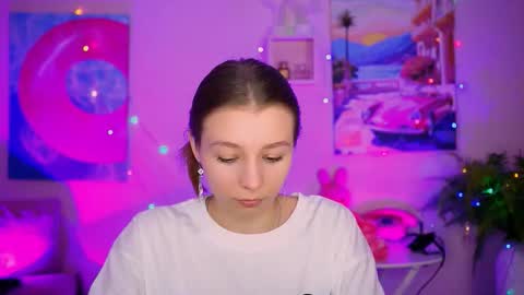 juliedaniel online show from October 2025 04:24:01 AM