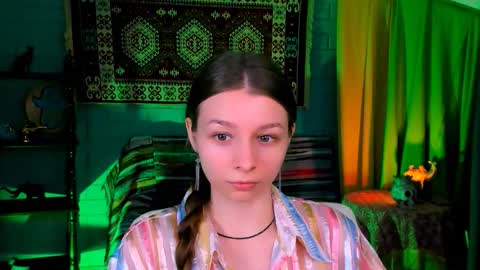 juliedaniel online show from November 2025 05:01:02 AM