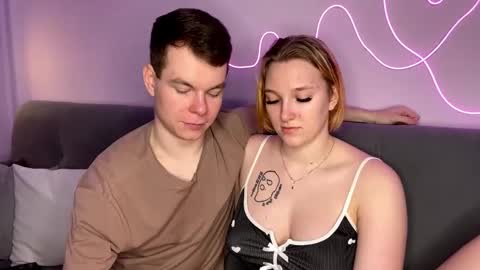 Snapshot of julielourens chatting on October 2025 08:12:02 AM Julie and Thomas online show from October 2025 08:12:02 AM
