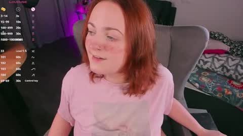 Snapshot of juliet_schoolgirl chatting on December 2024 01:56:01 AM Juliet online show from December 2024 01:56:01 AM