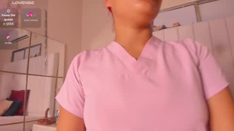 Julieta  IG juietaflower06 online show from January 2026 01:39:01 PM