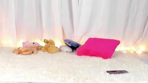 Julieta  online show from December 2024 03:15:01 AM