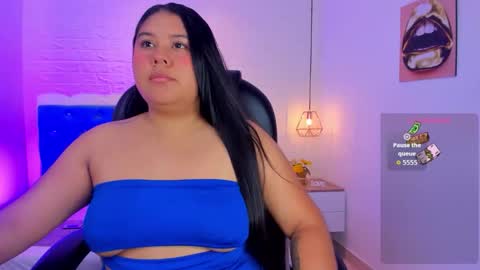 Snapshot of julieta_miller01 chatting on October 2025 11:40:02 AM Julieta Mille online show from October 2025 11:40:02 AM