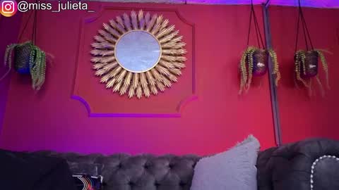  Julieta  online show from June 2026 12:00:02 PM