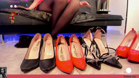 Snapshot of julieta_wall2 chatting on December 2024 12:33:02 AM Julieta wall online show from December 2024 12:33:02 AM