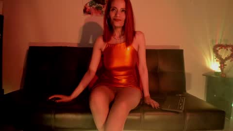 Snapshot of julieta_wall2 chatting on February 2025 12:51:01 AM Julieta wall online show from February 2025 12:51:01 AM