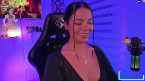 Julieta  online show from November 2025 06:45:02 AM