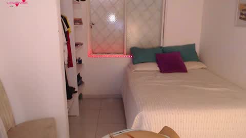 Julieta online show from September 2025 12:39:01 PM