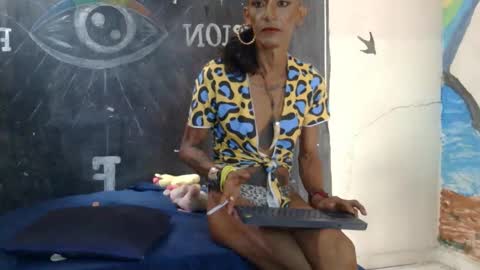 Julieth Wolf online show from February 2025 05:09:01 PM