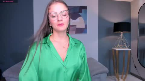 JULIETTA online show from February 2025 02:57:01 PM