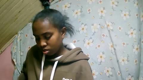 Snapshot of juliette9794 chatting on September 2025 12:22:02 AM juliette9794 online show from September 2025 12:22:02 AM