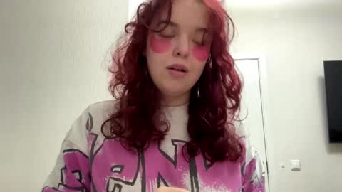 Lily online show from May 2026 12:01:02 PM