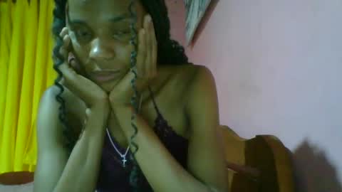 Snapshot of juliexexy chatting on December 2024 07:34:02 PM juliexexy online show from December 2024 07:34:02 PM