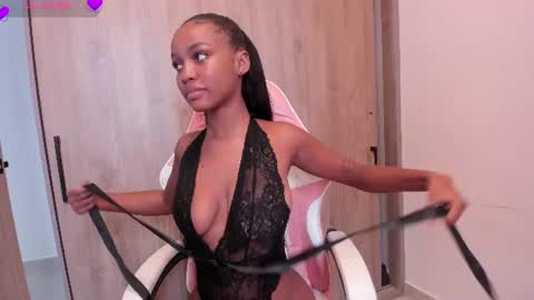 julitpink online show from July 2026 08:44:02 PM