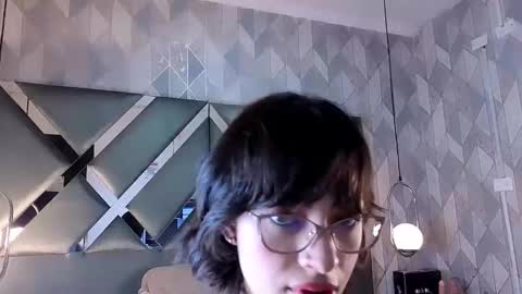 junecollins online show from February 2026 09:18:01 PM