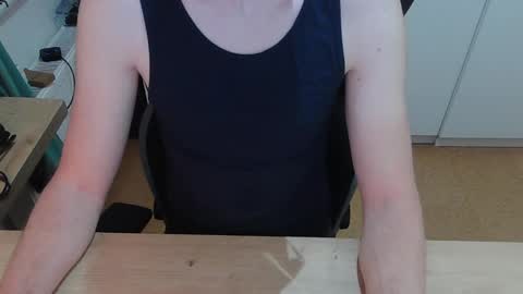 junk2711 online show from May 2026 05:23:02 AM