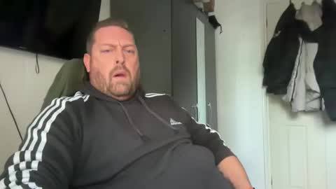 Snapshot of junky345 chatting on November 2025 12:44:02 PM Junky online show from November 2025 12:44:02 PM