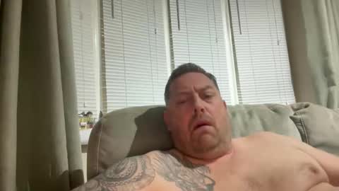 Snapshot of junky345 chatting on November 2025 11:15:01 PM Junky online show from November 2025 11:15:01 PM