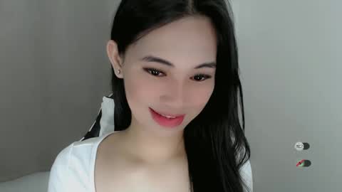 Julia online show from January 2025 05:05:02 PM