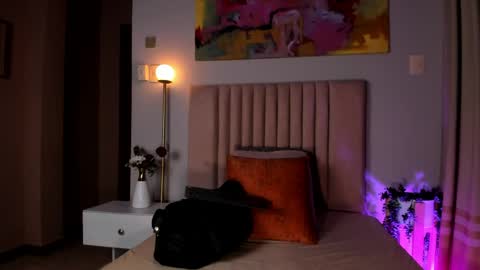 Snapshot of jupiterfoxxxx chatting on May 2026 11:25:02 PM Jupiter Fox online show from May 2026 11:25:02 PM