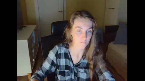Dary online show from September 2025 08:30:01 PM