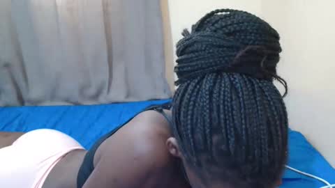 just ebonee online show from October 2025 11:10:01 AM