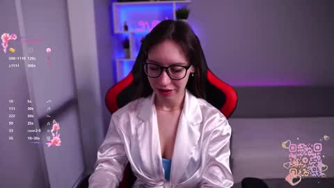 Snapshot of just_emmy chatting on February 2025 05:30:01 AM just call me Emmy online show from February 2025 05:30:01 AM