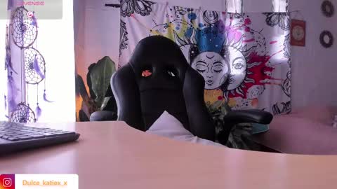 Sofia online show from February 2025 01:15:02 PM