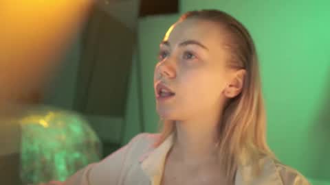 Alexa online show from February 2025 06:24:01 PM