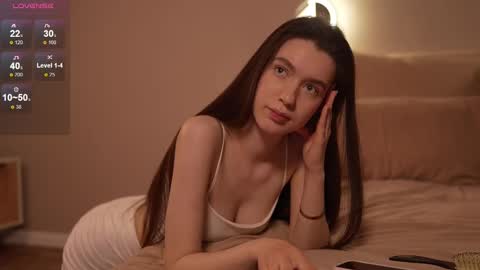 Snapshot of justbarbie_new_ chatting on February 2025 04:35:01 PM Katarina online show from February 2025 04:35:01 PM