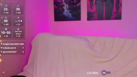 Gisselle Rate me with a thumbs up  online show from December 2024 12:52:01 AM