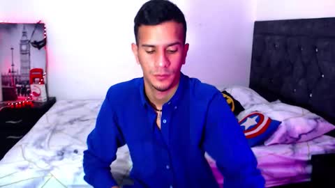 JUSTIN online show from October 2025 07:01:02 PM