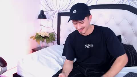 Justin online show from February 2026 08:03:02 PM