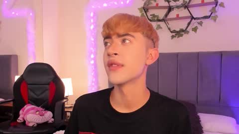 Justin online show from September 2025 11:25:01 AM